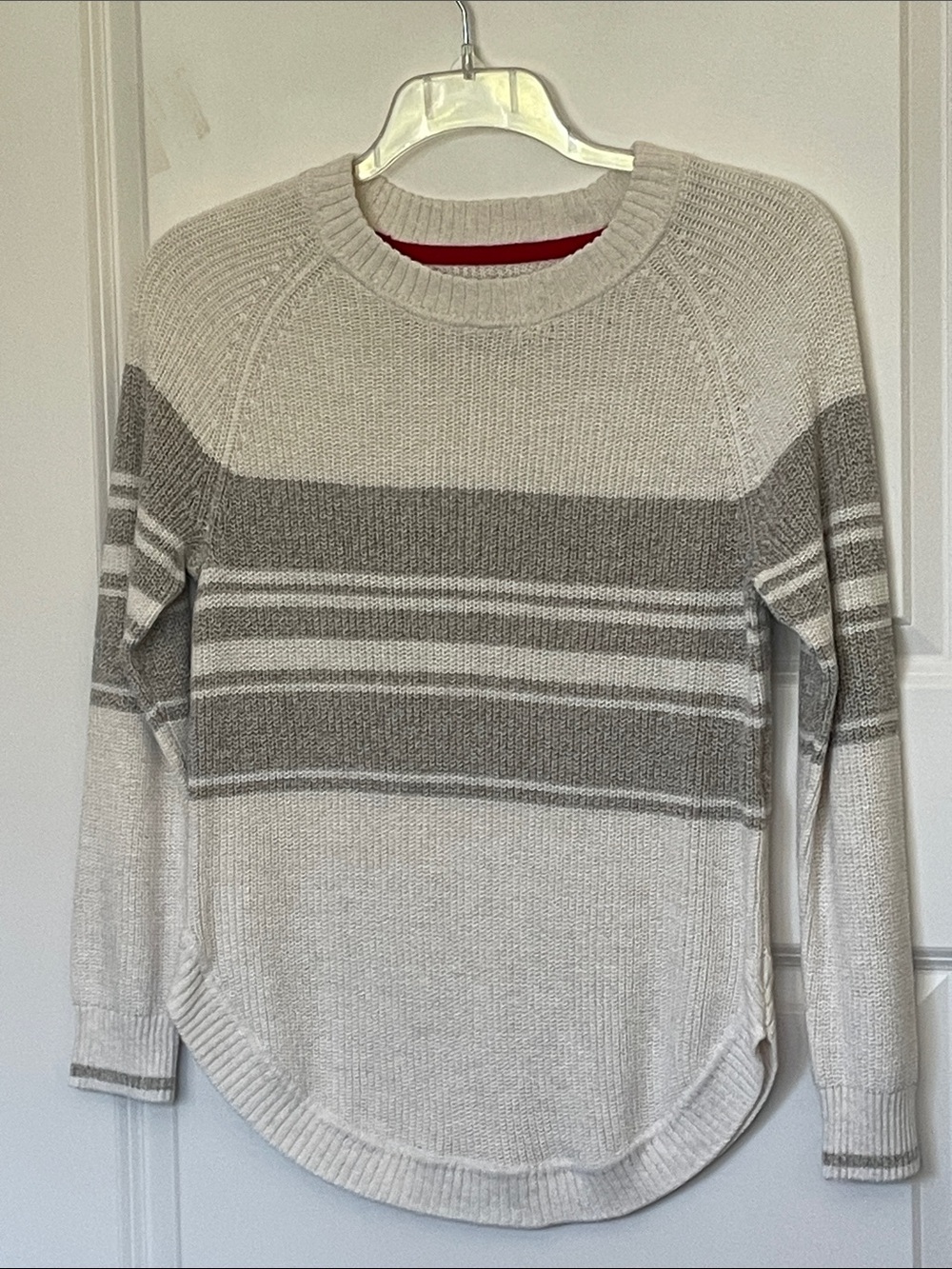 Roots Cabin Rounded Hem Striped Sweater Small